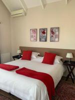  Double Room 1
