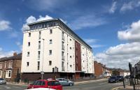 Stunning Penthouse Apartment in Darlington - B&B