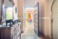 Villa Pauline with private pool & jacuzzi, hotel service and no insight - Chambres d’hôtes Marrakech