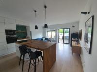 Charmant appartement Saint Cyr au mont d’or - B&B