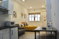 NUEVO ESTUDIO DIVINA PASTORA N-1 - Bed and Breakfast Málaga