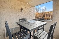 Corner Unit Balcony Free Tix LOCATION - B&B Gatlinburg