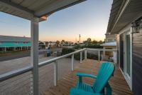 St. George Island Beach House w/ Balcony & Gulf Views - B&B Saint George Island