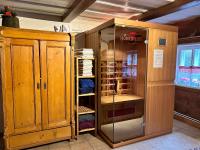 Historische Blockstube anno 1763 - Romantisches Studio-Apartment mit Infrarot-Sauna - B&B Großschönau