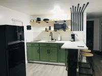 10515 Houston Avenue - B&B Hudson