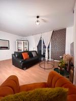 SSP Suites- Cosy & Bel appartement 4 pièces 3 chambres 90M2 avec balcon - Chambres d'hôtes Épinay-sur-Seine