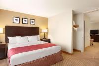 Country Inn & Suites by Radisson, Coon Rapids, MN