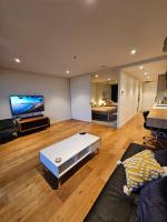 B&B Melbourne - Metro Retreat on Burnley - Bed and Breakfast Melbourne