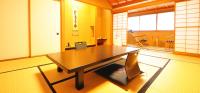 Japanese-Style Room (10+6 Tatami)【四季の間】