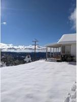 Hummingbird Hill - Entire Cabin - B&B Dunlap