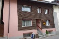 B&B Zernez - Unterkunft - Bed and Breakfast Zernez