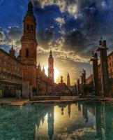 Loft LVU en Zaragoza - B&B Zaragoza