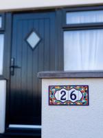 The Beach House with Balcony North Wales - B&B Kinmel Bay