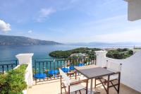 One-Bedroom Apartment with Sea View
