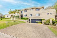 Paradiso, 4,4 Laman St - Unit with aircon, wi-fi, pool and in the heart of town, water views - B&B