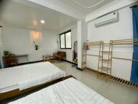 Quadruple Room with Private External Bathroom