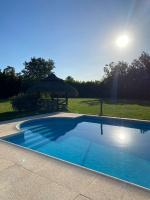 B&B Pilar - La Calma Casa Quinta - HOGAR, PARRILLA, WIFI - - Bed and Breakfast Pilar