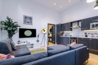 2025 Traveler Award Winner - Gorgeous Central Flat in Leeds Ideal for Long Stay - Bed and Breakfast Leeds
