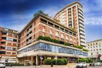 Italianflat - Elegant 2 Bedrooms with Balcony, 5 min walking from Arena - Ferienwohnung
