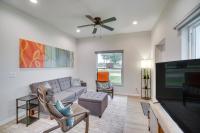 B&B Okeechobee - Modern Okeechobee Townhome with Backyard! - Bed and Breakfast Okeechobee