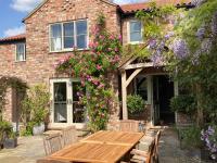 B&B York - The Old Post Office pretty village 20min from York - Bed and Breakfast York