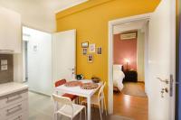The Muse, colorful cozy flat on Mitropoleos Downtown - B&B Salónica