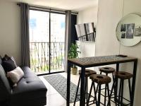 Apt Gran vista, agua caliente, parqueadero Privado - B&B