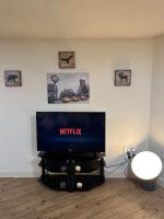 Discover Comfort and Style - Your Elegant Stay Offers a 2-Bedroom Haven with Free Secure Parking and Coffee! - Bed and Breakfast Birmingham