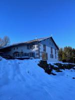 Villa d'exception LA BELLE DES VOSGES 4 étoiles, bain nordique, sauna, billard etc - B&B Le Tholy