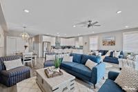 Pine Avenue Getaway - Bed and Breakfast Wildwood