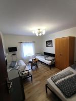 Chambre Familiale avec Salle de Bains Privative