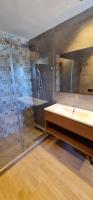 Deluxe Suite with Spa Bath