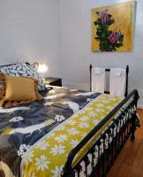 B&B Bendigo - Pips on Mitchell - Beautiful Historic Apartment - Bed and Breakfast Bendigo