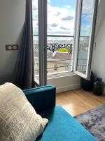 Rooms with fabulous view on Paris roofs - B&B