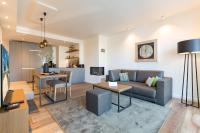 One-Bedroom Apartment with Balcony