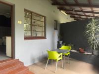 Queen Room with Garden View