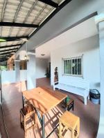 Rutcha homestay Betong รัชชา โฮมสเตย์ เบตง - B&B Betong