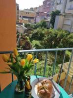Spacious cocoon close to the beach - B&B