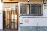 Rosso - Bed and Breakfast Osaka
