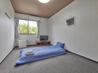 Camera Tripla con Bagno in Comune