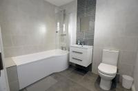 Royal Hillsborough Village Luxury Townhouse - Chambres d’hôtes Hillsborough