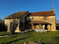 B&B Saints-en-Puisaye - Les Arnusses 10 pers - Bed and Breakfast Saints-en-Puisaye