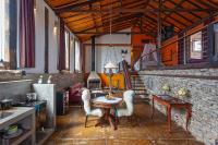 Studio with Spa Bath