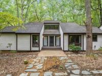 B&B Chapel Hill - Large, private home on forested lot in Chapel Hill - Bed and Breakfast Chapel Hill