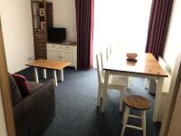 Résidence MARMOTTES - Studio pour 6 Personnes MAE-8984 - Bed and Breakfast