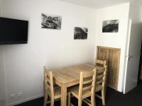 Résidence MARMOTTES - Studio pour 5 Personnes MAE-9084 - Bed and Breakfast