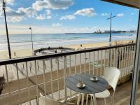 Appartement avec accès direct à la plage, balcon et garage privé - FR-1-92-690 - B&B