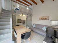 Appartement 2 pièces meublé avec mezzanine et terrasse, accès direct à la plage, parking inclus - FR-1-326-798 - Chambres d'hôtes Marseillan