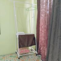 Habitación con cama grande