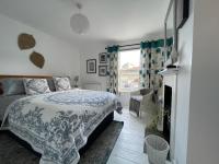 B&B West Cowes - No 28 cosy cottage in the heart of Cowes - Bed and Breakfast West Cowes